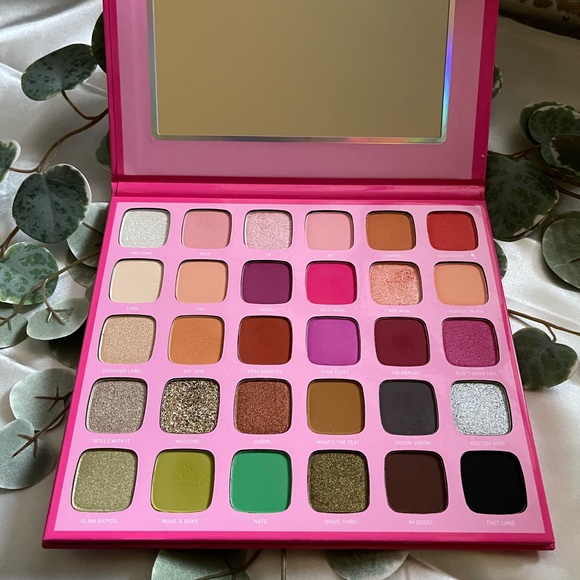 Morphe X Jeffrey Star eyeshadow palette - Picture 2 of 5